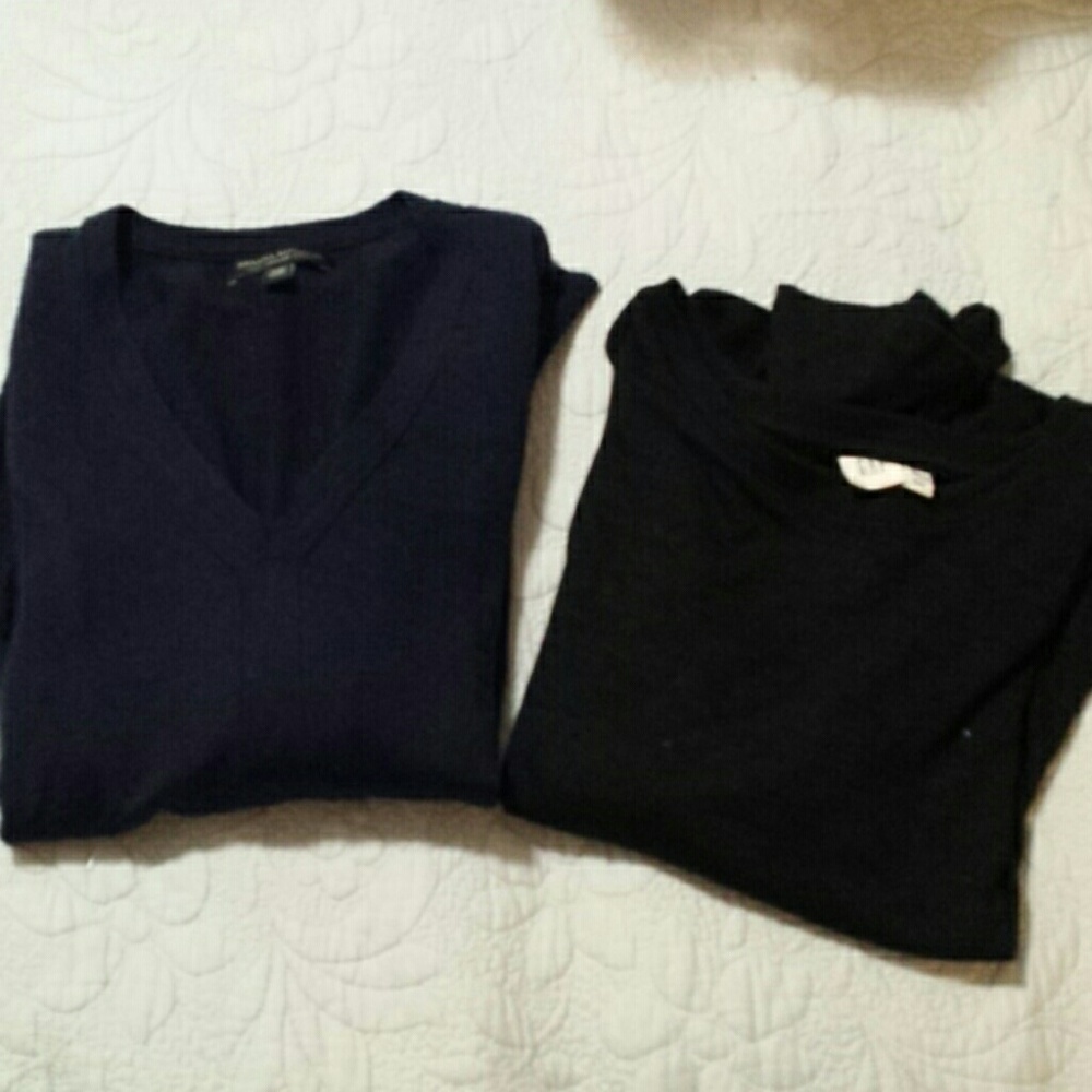 Bundle of Women's Long Sleeve Shirts Size XSP